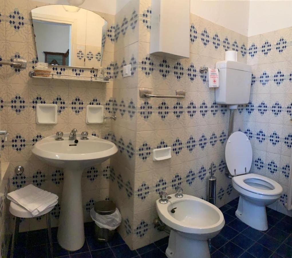 Albergo Dell'Angelo Pieve di Teco Εξωτερικό φωτογραφία