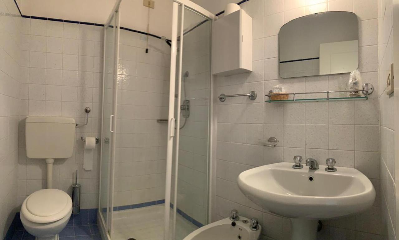 Albergo Dell'Angelo Pieve di Teco Εξωτερικό φωτογραφία