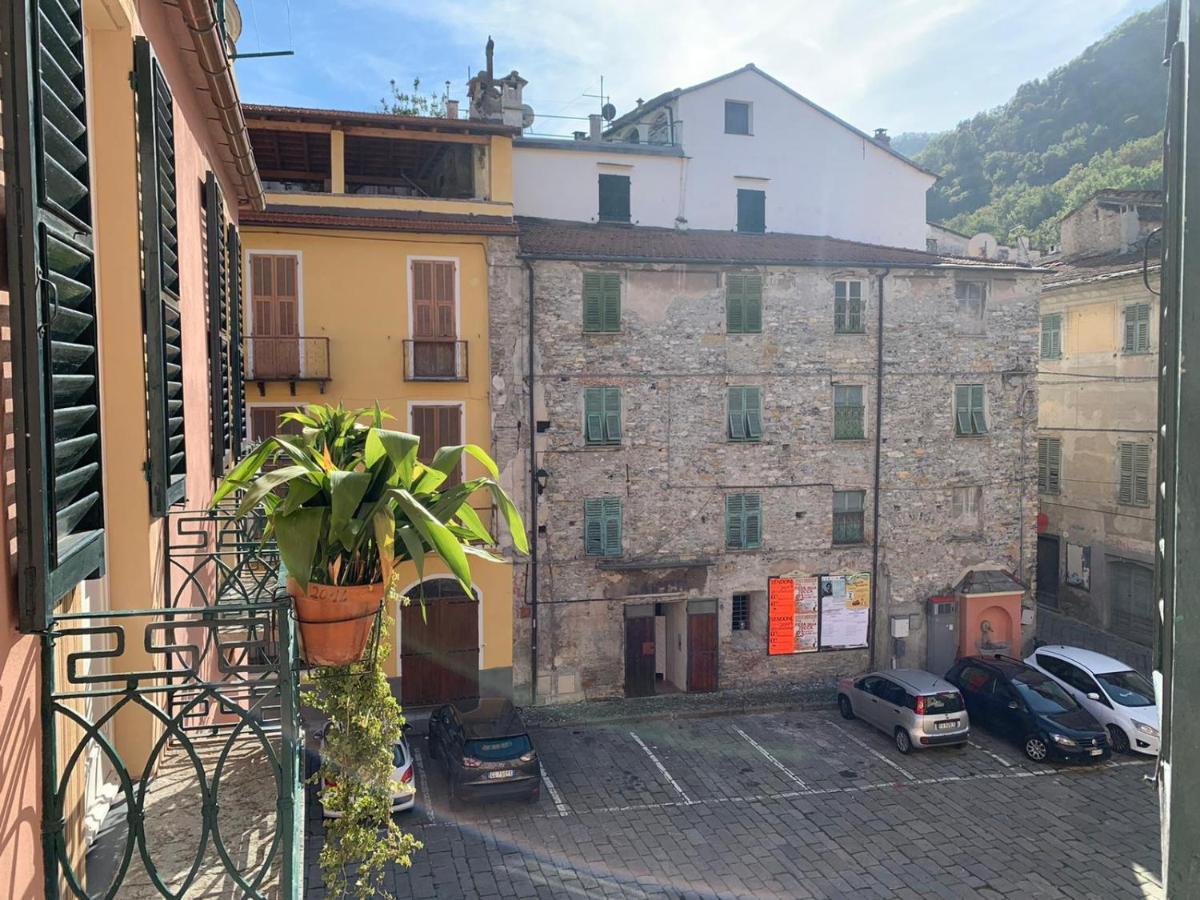 Albergo Dell'Angelo Pieve di Teco Εξωτερικό φωτογραφία