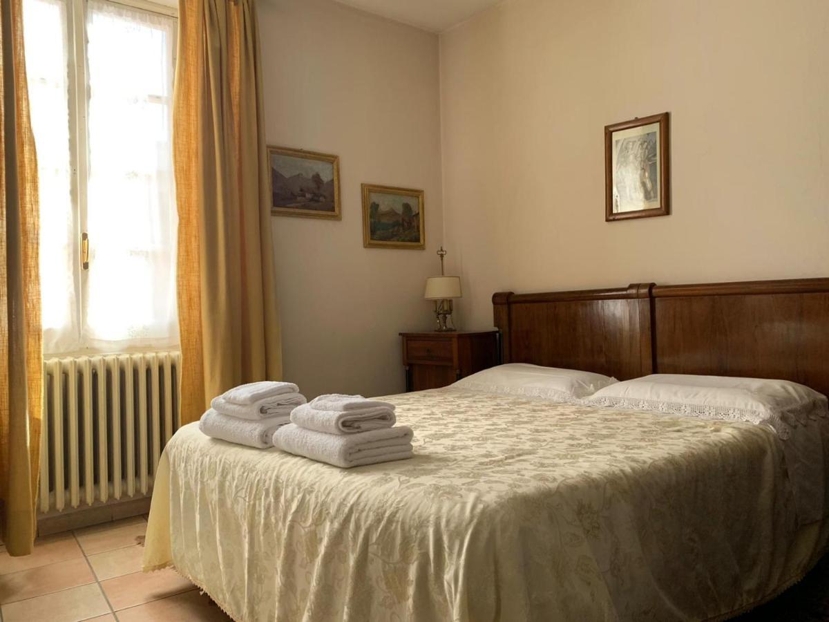 Albergo Dell'Angelo Pieve di Teco Εξωτερικό φωτογραφία
